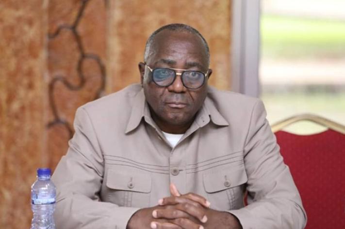 jose_nawej_editeur_forum_des_as_decede_jpg_711_473_1