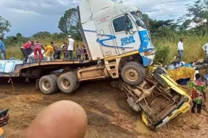 accident route_sakanya_kasumbalesa_dans_le_haut_katanga_jpg_711_473_1