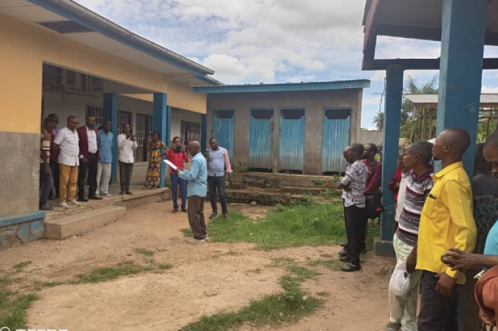 enseignants_greve_a_banalia_a_tshopo_png_711_473_1