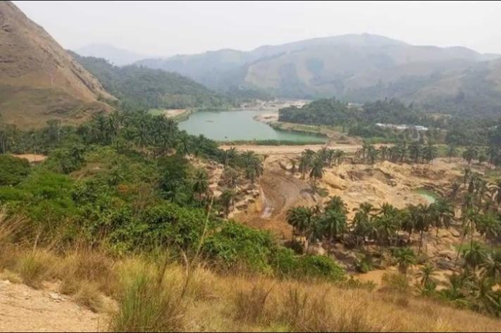 kadubo_site_d_exploitation_illicite_des_minerais_jpg_711_473_1