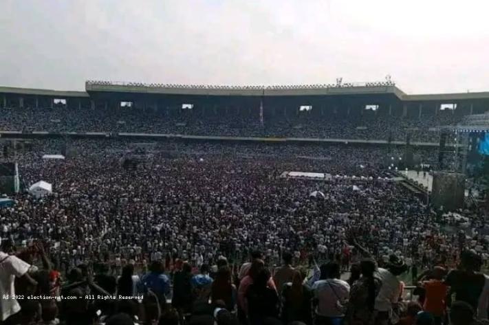 mike_kalambay_concert_au_stade_des_martyrs_24_jpg_711_473_1