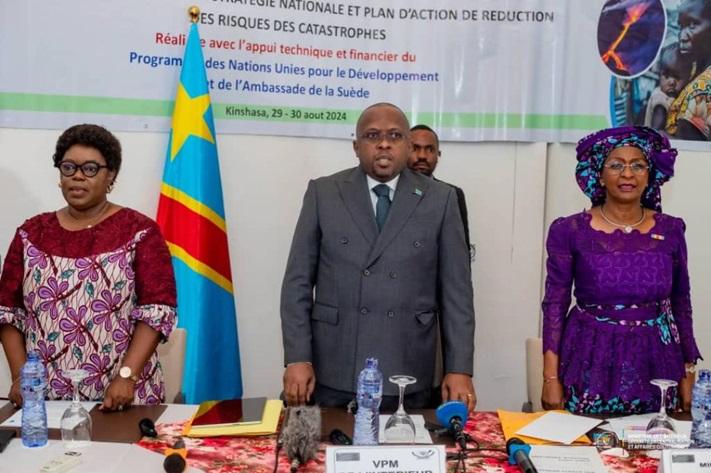 jacquemain_shabani_nathalie_aziza_et_la_representante_du_pnud_jpg_711_473_1