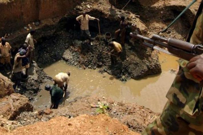 mine_exploitation_militaire_21_0_jpg_640_350_1_jpeg_711_473_1