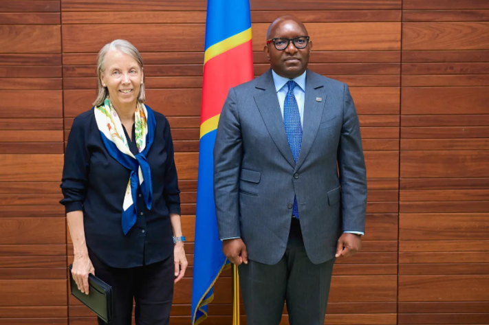 jean_michel_sama_lukonde_et_lucy_tramlyn_24_png_711_473_1
