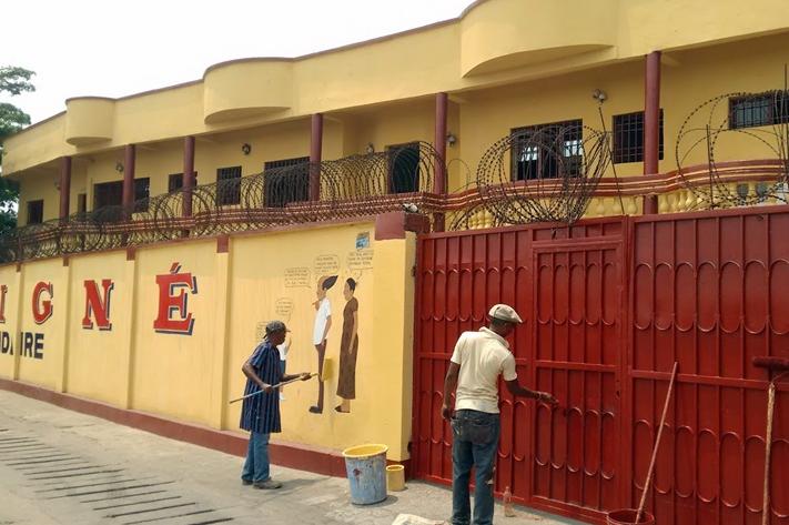 lycee_madame_de_sevigne_a_bandalungwa_kinshasa_jpg_711_473_1