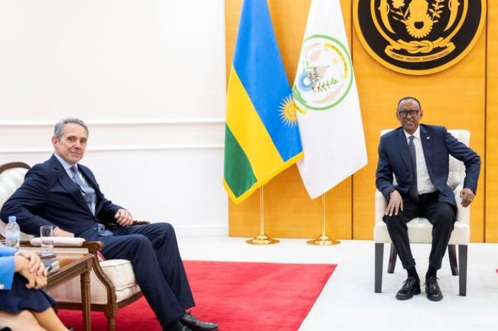rwanda johan_borgstam_chez_paul_kagame_24_jpg_711_473_1