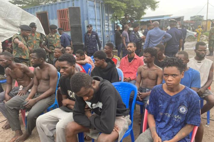 inciviques_kulunas_a_kinshasa_juges_au_camp_lufungola_24_jpg_711_473_1
