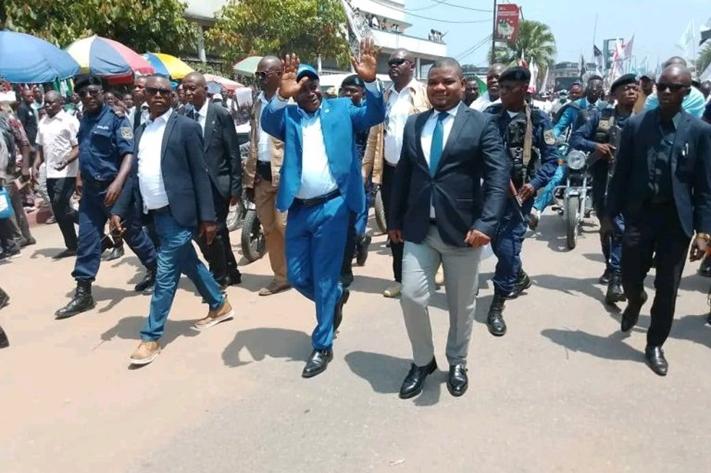 kasai central gouverneur_kambulu_preche_l_unite_et_la_cohesion_jpg_711_473_1