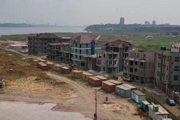 kin baie_de_ngaliema_a_kinshasa_22_avril_2025_jpg_711_473_1