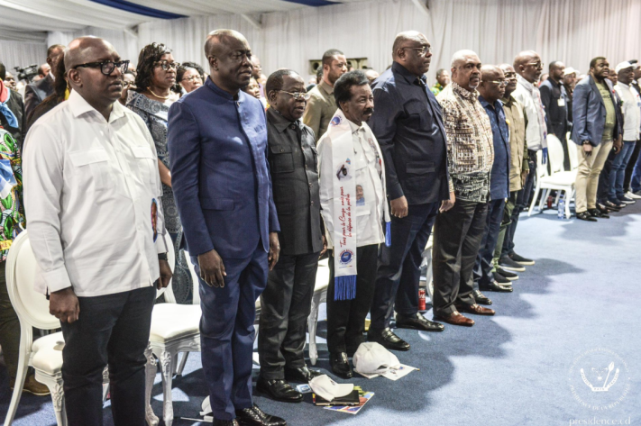 union_sacree_presidium_reunion_avec_felix_tshisekedi_25_png_711_473_1