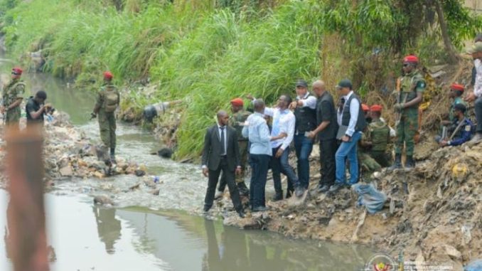 Kinshasa : le ministre John Banza Lunda annonce la démolition sans ...