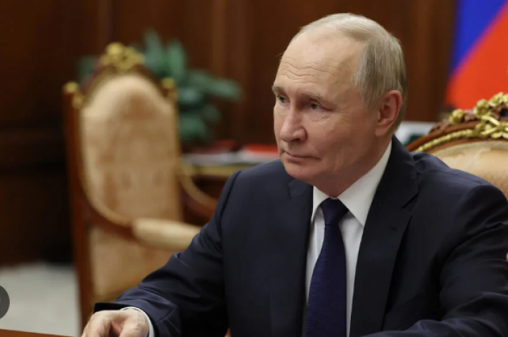vladimir_poutine_pht_ks_02_janv_2025_png_711_473_1