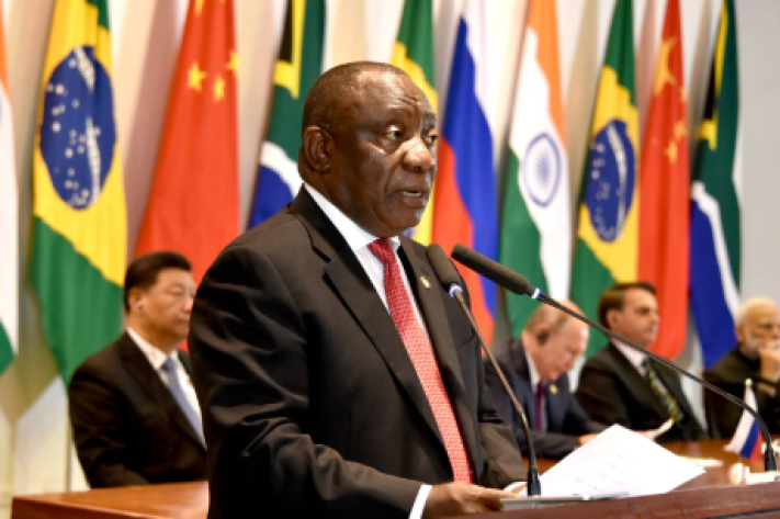cyril_ramaphosa_brics_pht_ks_01_mars_2026_png_711_473_1