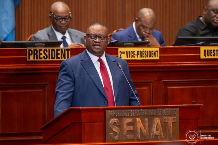 doudou_fwamba_au_senat_pht_ks_15_mai_2026_jpg_711_473_1