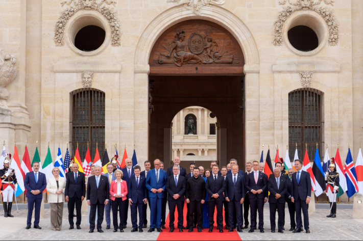 france volodymyr_zelensky_et_les_dirigeants_europeens_26_png_711_473_1