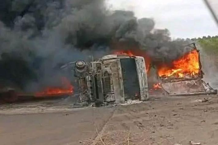 camion_citerne_en_feu_incendie_kasangulu_26_jpeg_711_473_1